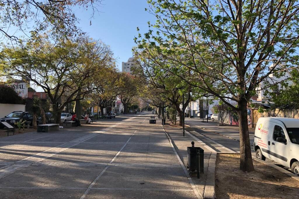 Paseo De Los Poetas Esteco 260 Salta Extérieur photo